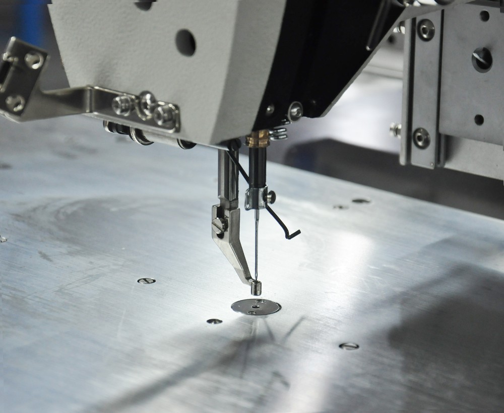 Промышленный автоматический шаблон швейной машины с огромной площадью шитья JYL-G8060R
